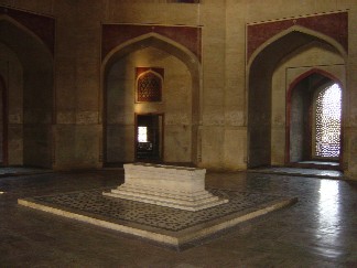  Humayun's Cenotaph